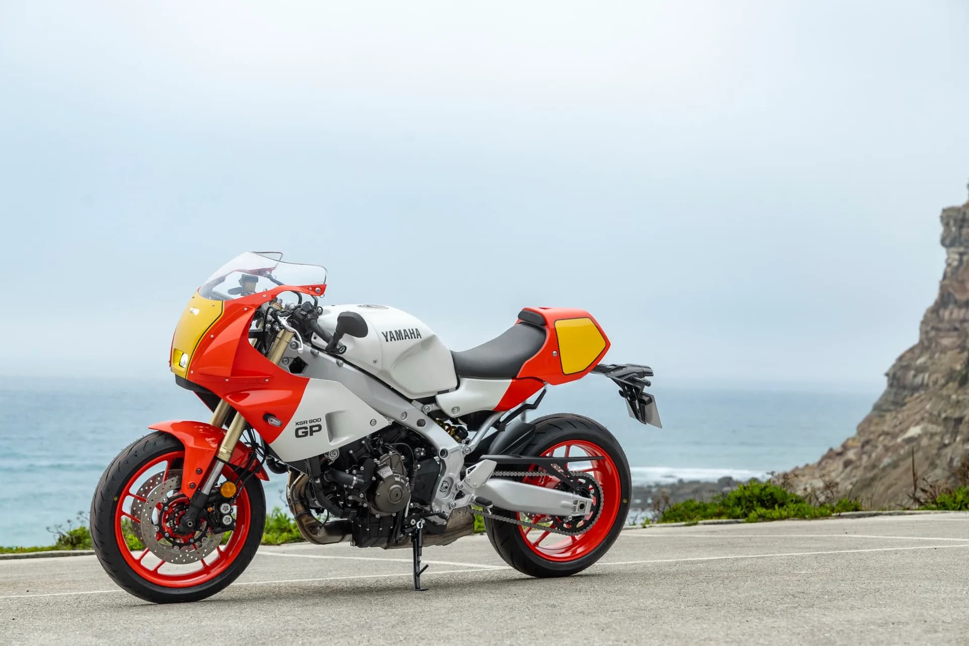 XSR900-GP