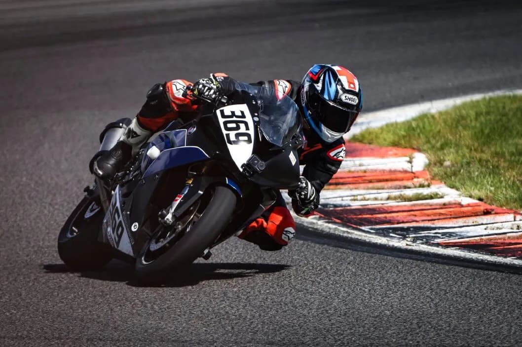 Abbin Daisy Abraham racing